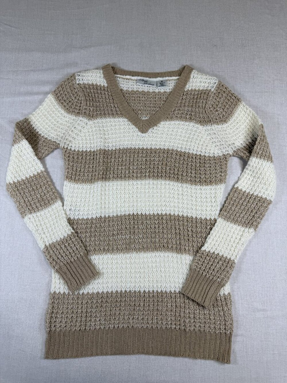 Allison Brittney Striped V-Neck Sweater M Beige Cream Open Knit Preppy